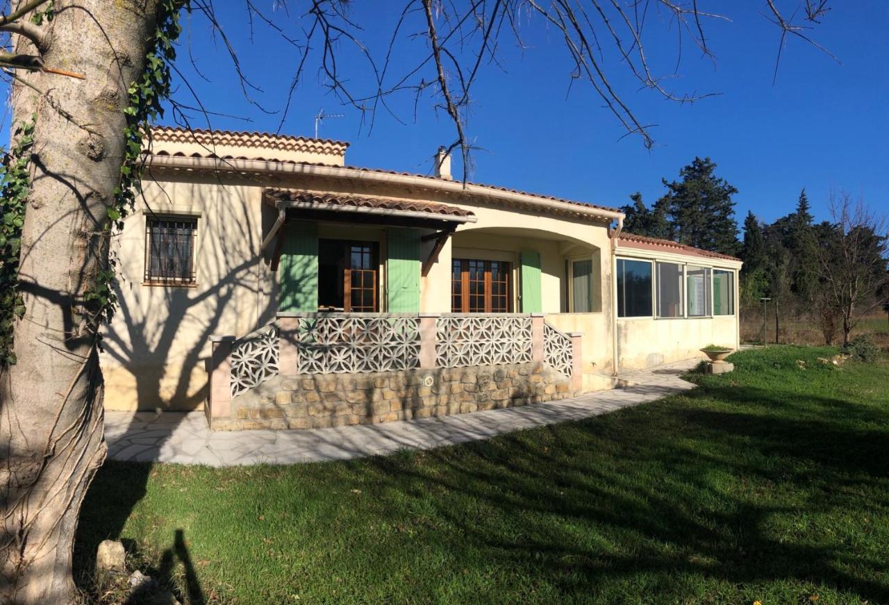 La Maison Des Sources Salon-de-Provence Exteriör bild